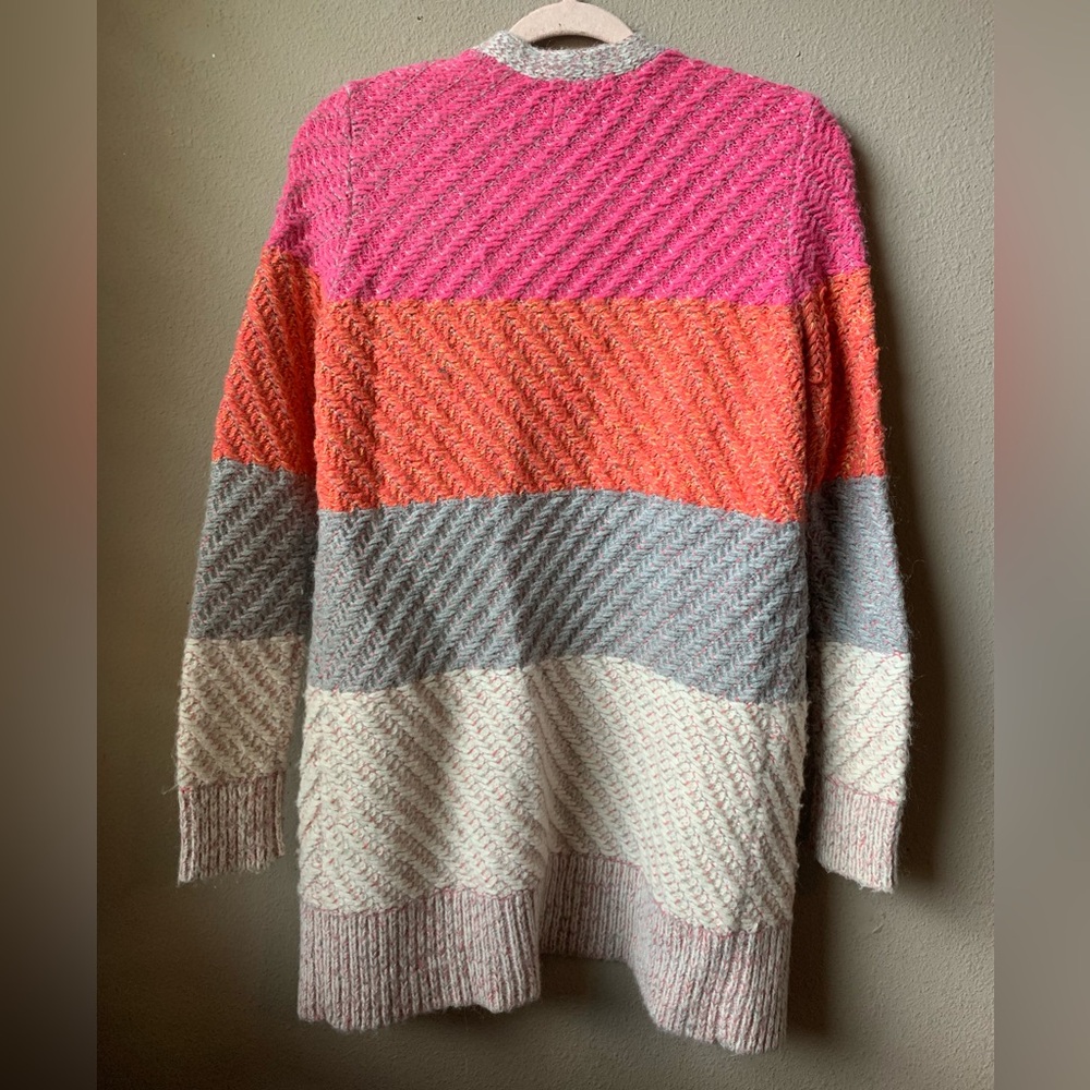 American Eagle Outfitters cardigan sweater. Size XS/S. - Picture 3 of 8